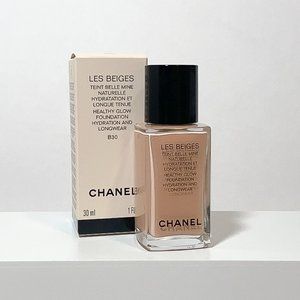 CHANEL Les Beiges Foundation (Shade B30)